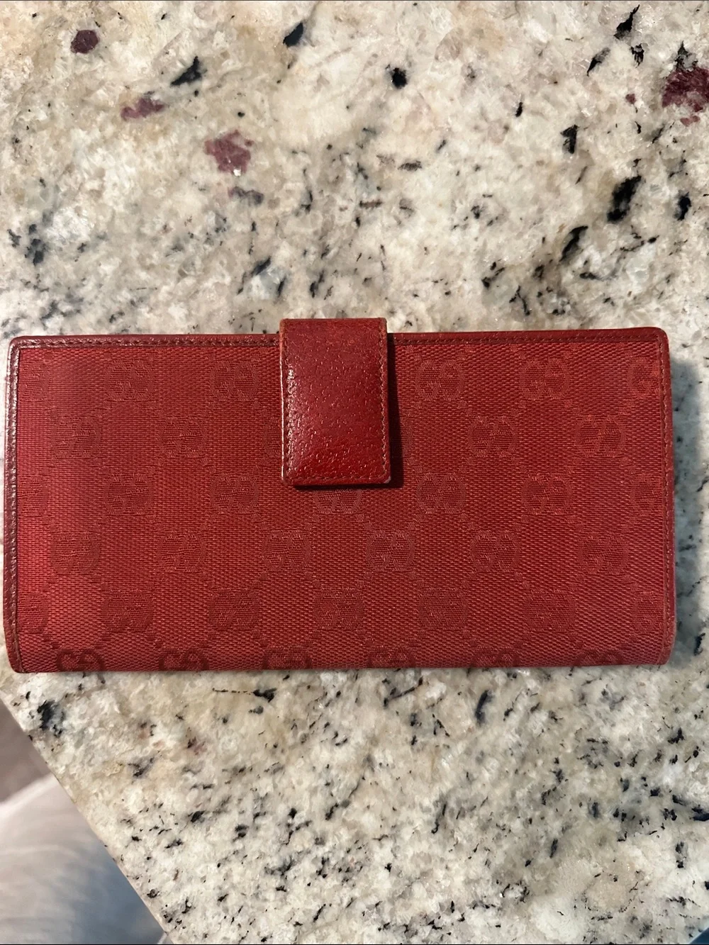 Gucci continental wallet
